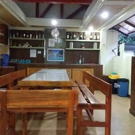 Our Melting Pot Hostel - El Nido Exterior photo