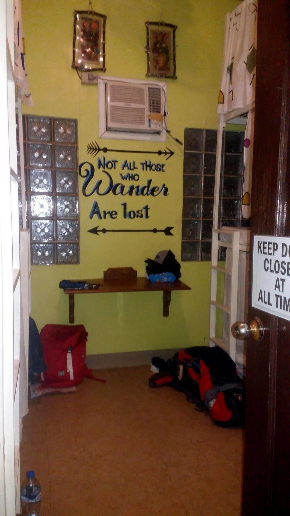 Our Melting Pot Hostel - El Nido Exterior photo