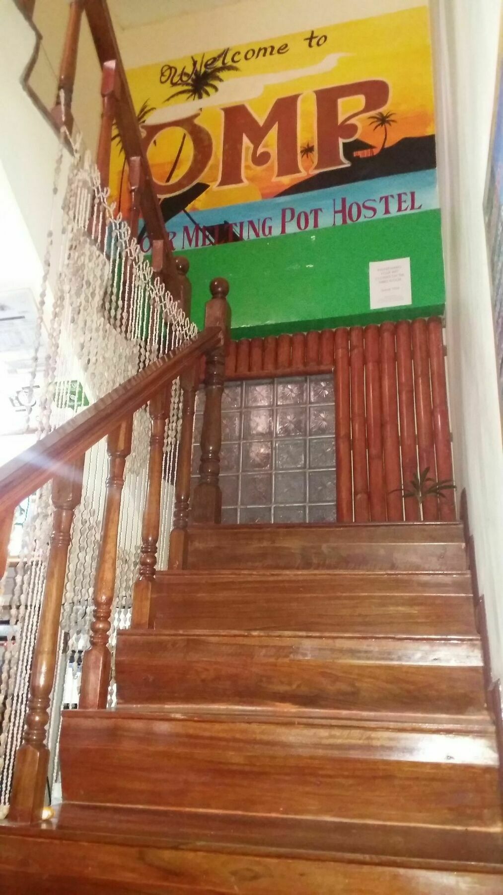 Our Melting Pot Hostel - El Nido Exterior photo